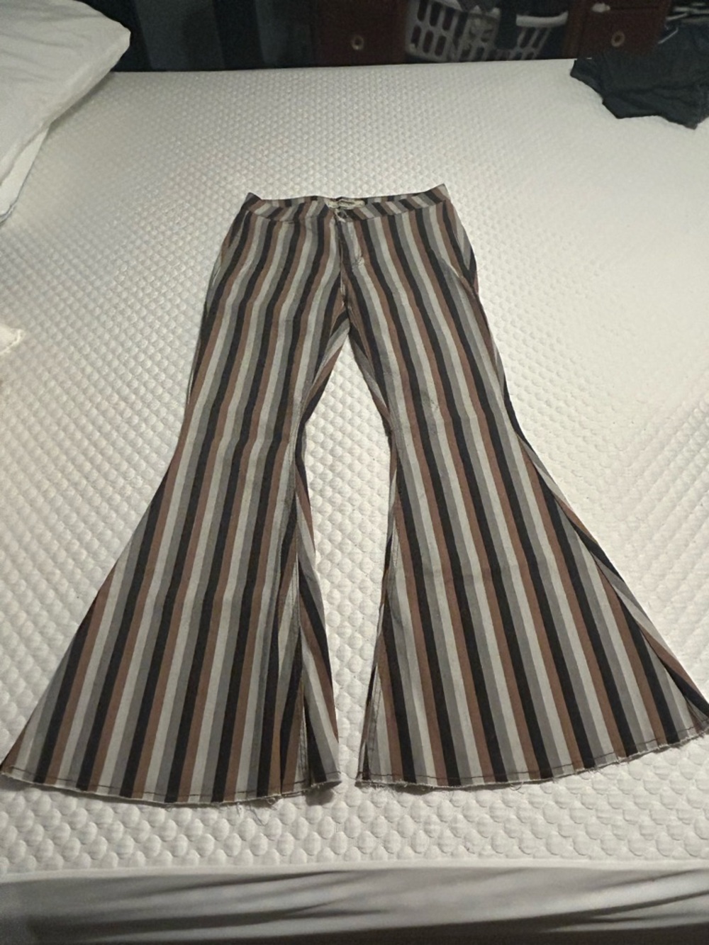 Rock & Roll Denim Women’s Striped Wide Leg Jeans - Brown/Gray/White - Picture 2 of 8